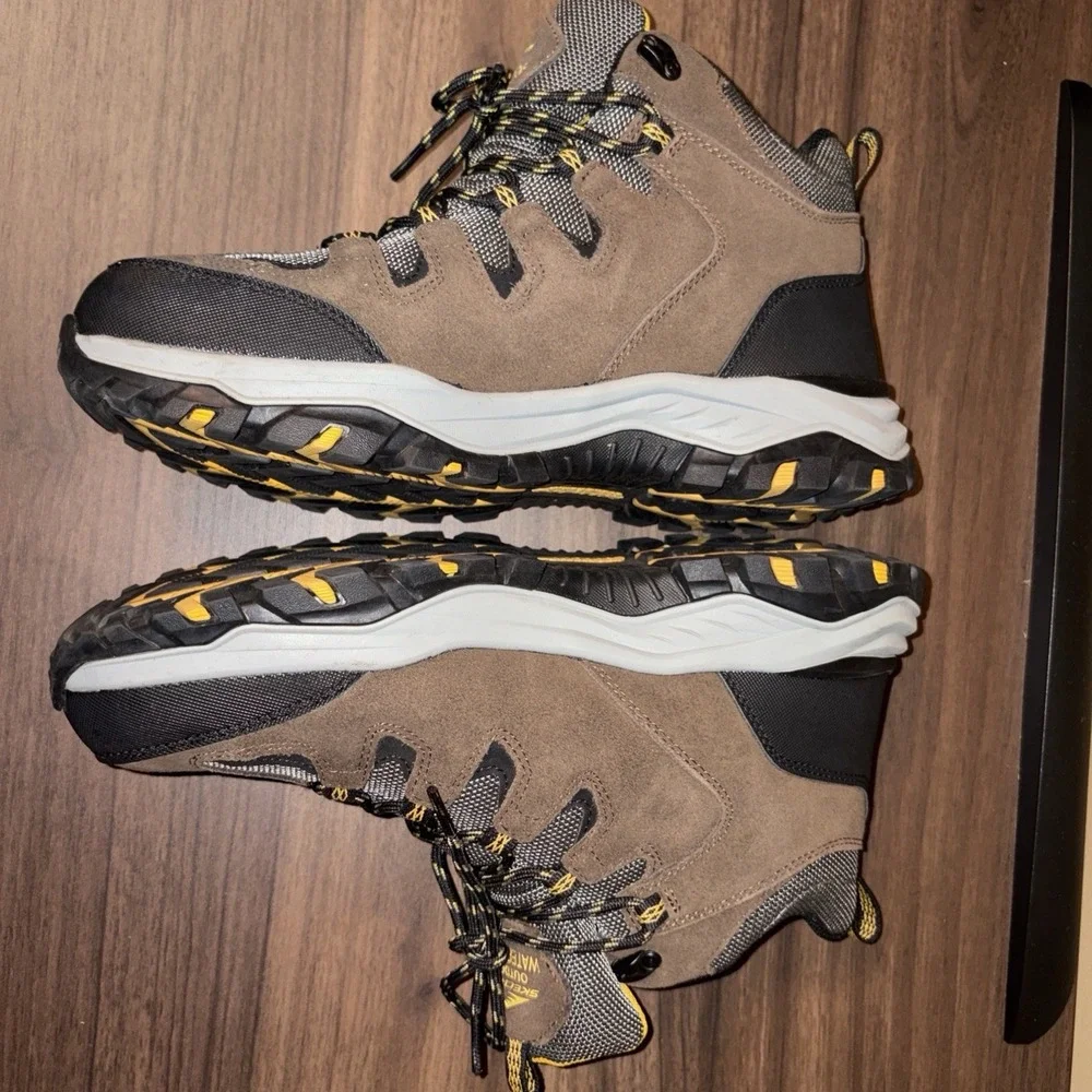 New $110 Skechers Men's 8.5 Rickter Branson Waterproof Hiking Boots 204910 KHK